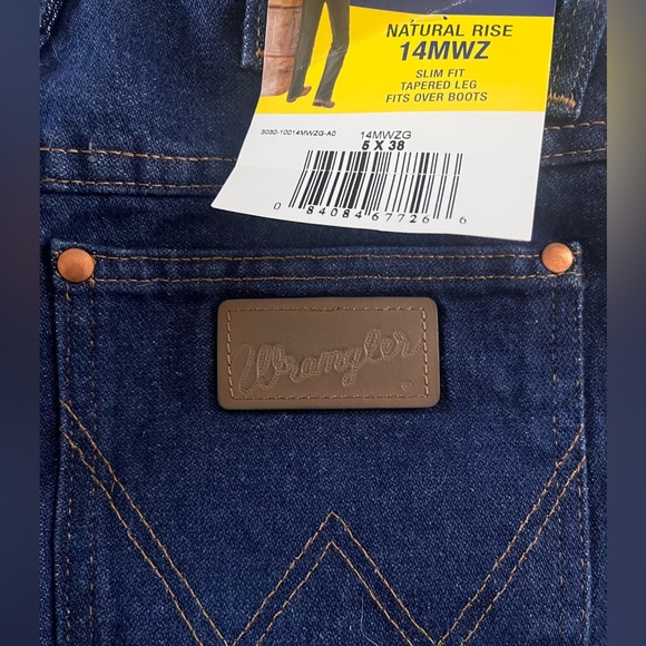 WRANGLER® COWBOY CUT® SLIM FIT JEAN IN PREWASHED INDIGO NWT - Picture 7 of 7